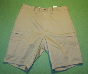 Dickies Mens Work Cargo Shorts, Beige, Cotton, Size 38, New - Picture 1 of 6