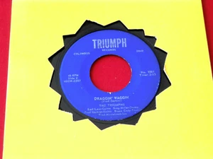 INSTRUMENTAL~ TRIUMPHS~ DRAGGIN WAGGIN~ MAD MIKE MONSTER~ FENDER BENDER~ OHIO - Imagen 1 de 1