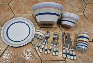 RANGE OF PICNIC CAMPING OUTDOOR CUTLERY AND PLATE/BOWLS FROM SAINSBURYS - Picture 1 of 6