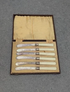 Antikes EPNS 6er Set Butter-/Speisemesser im Originalkarton Beschreibung lesen - Bild 1 von 24