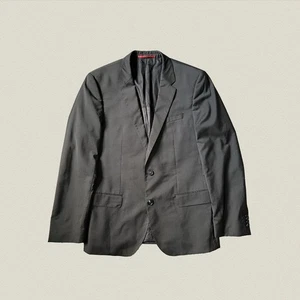 Hugo Boss - Hombre Negro Blaze Red Etiqueta Sencillo Pecho - UK40 - Imagen 1 de 9