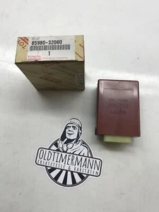 Steuergerät Toyota Camry 85980-32060 051500-1182 NOS - Picture 1 of 1