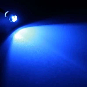 3 Stück Blink LED 5mm rot blau mit Fassung anschlußfertig für 12V +Vorwiderstand - Bild 1 von 1