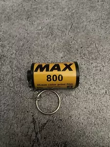 KODAK KEYCHAIN MADE FROM RECYCLED 35 MM FILM CANISTERS, KODAK 800 FILM - Picture 1 of 4