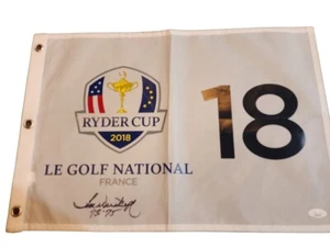 Tom Weiskopf Autographed PGA Champion Signed 2018 Ryder Cup Flag JSA Authentic - Picture 1 of 5