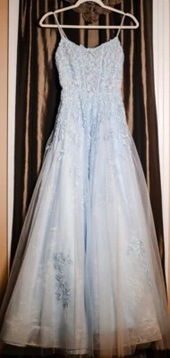 Jovani Baby Blue prom dress size 2 Pre owned Worn once, looks Brand New! - Image 1 of 4