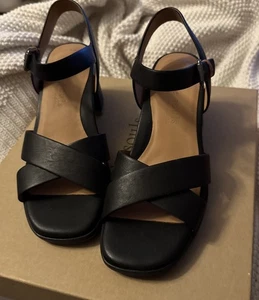 Gentle Souls Rimini Black Leather Sandals Size 5.5 Kenneth Cole Block Heel NIB - Picture 1 of 9