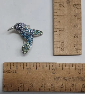 Monet - HUMMINGBIRD Pin or Brooch - listing #7704 - Picture 1 of 8