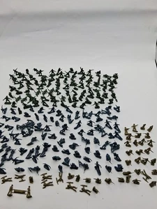 Vintage HO Plastik Armee Figuren (1") Lot 233 Stück markiert Hongkong 1/72  - Bild 1 von 22