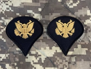 Armee Dienst Uniform Kleid blau Spezialist E-4 Rang groß zum Aufnähen ASU (Set) B-16 - Bild 1 von 4