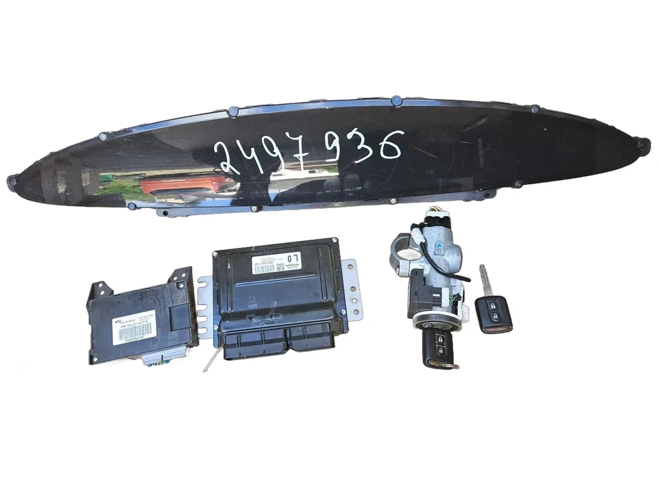 Centralina motore Nissan Primera P12 centralina motore MEC37-060 - Immagine 1 di 2