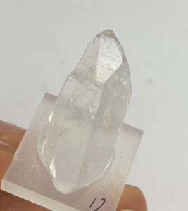 CRISTAL DE MONTAÑA de Arkansas, EE. UU. (4,7 gramos) cuarzo crudo / cristal de cuarzo - Imagen 1 de 4
