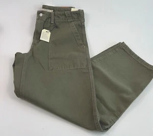 Levi's Premium Women Baggy Dad Straight Leg Mid Rise Jeans  Green   NWT - Picture 1 of 14