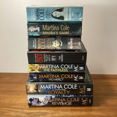 Martina Cole x8  Book Bundle (2x Hardbacks  6x Paperbacks) Crime  Thriller  - Image 1 of 4