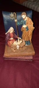 Christmas Resin Nativity Lamp Tells The Story Of Christmas - Picture 1 of 5