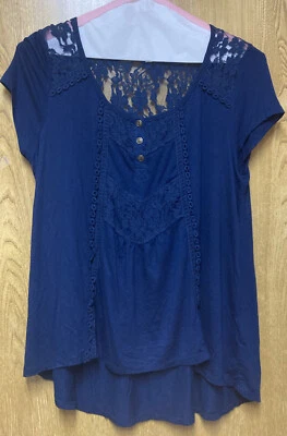 Jolt Women's Blue Cap Sleeve Hi / Low Hem Lace Trim Knit Swing Top Size L NWT - Image 1 of 4