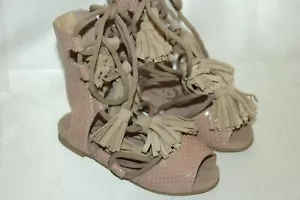 NEW! Toddler JOYFOLIE Snake Beige Fringe Tie Lace Up Zip Gladiator Sandals Sz 5 - Picture 1 of 6