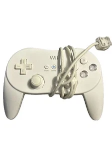 White Nintendo Wii U Classic Controller Pro Official Wired RVL-005 Tested - Picture 1 of 3