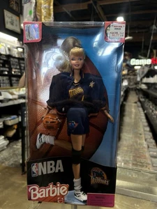 Barbie Golden State Warriors 1998 NBA bambola afroamericana Mattel leggi - Foto 1 di 6