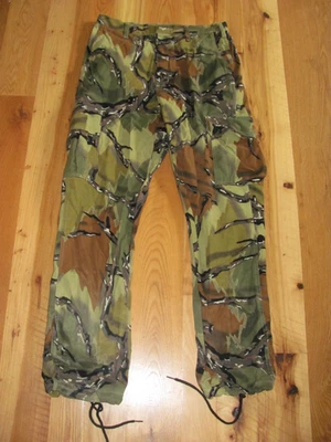 Predator Camouflage VTG Cotton Cargo Hunting Pants NEW  Men's M (32x 33) (H15) - Image 1 of 4