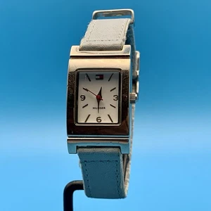 Tommy Hilfiger T00187 Women’s Fashion Wristwatch Reversible Band Working Cond - Picture 1 of 20