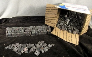 50 POUND LOT OF SOLID LEAD TYPEFACE LETTER PRESS LETTERS AND NUMBERS (EZS002886) - Picture 1 of 8