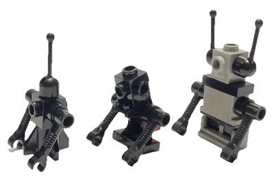 Lego Lot of Classic Space Droids And Blacktron Droid SP073 SP077 & SP078 - Image 1 of 4