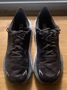 Hoka Arahi 6 Damen 10 (2 Paar) schwarz & elfenbeinfarben - Bild 1 von 17