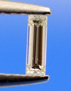 Lustrous F/VVS2 Clarity 100% Natural Diamond Loose Baguette Cut 3x1 mm 0.042 Ct - Picture 1 of 9