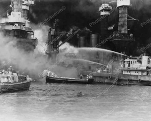 Fire Boats 1941 Vintage 8x10 Reprint Of Old Photo - Bild 1 von 1