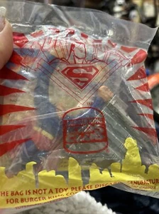 Burger King Kids Club Mahlzeit DC Comics Superman 1997 Festhalten am Gebäude. - Bild 1 von 3