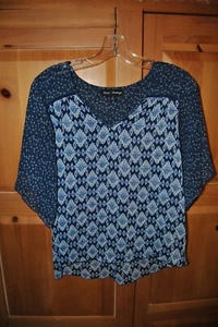 NUEVA BLUSA TRANSPARENTE GEOMÉTRICA AZUL MASON MACKENZIE TALLA PEQUEÑA - Imagen 1 de 4