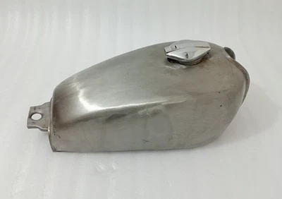 Honda CB125 CB 125 CB 125S 1980 Modelo Acero Crudo Combustible Gas Gas Tanque Gasolina + Tapa Foto 1 de 4