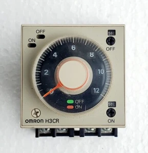 OMRON SPS DOPPELZEITSCHALTUHR H3CR-F8 100-240 AC MIT BASIS - Bild 1 von 8