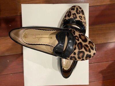$325 Charlotte Olympia Incy "Bisoux" charol negro y leopardo talla 31 Foto 1 de 4