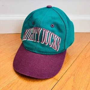 VTG The Game 90's ANAHEIM MIGHTY DUCKS Kids 6 5/8 Fitted Hat NHL Spell Out Logo - Picture 1 of 6