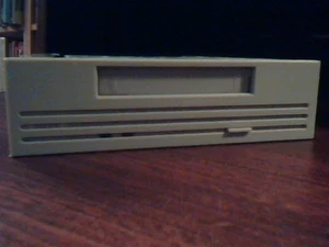 Unidad de cinta SCSI DAT Archive Corporation 4320NT 4320RT SBU25360-000 - Imagen 1 de 2