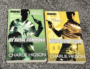 Juego de 2 libros de Charlie Higson de la serie Young Bond - Imagen 1 de 4
