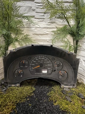 Cuadro de instrumentos Chevrolet Astro 2000-2005  Foto 1 de 4