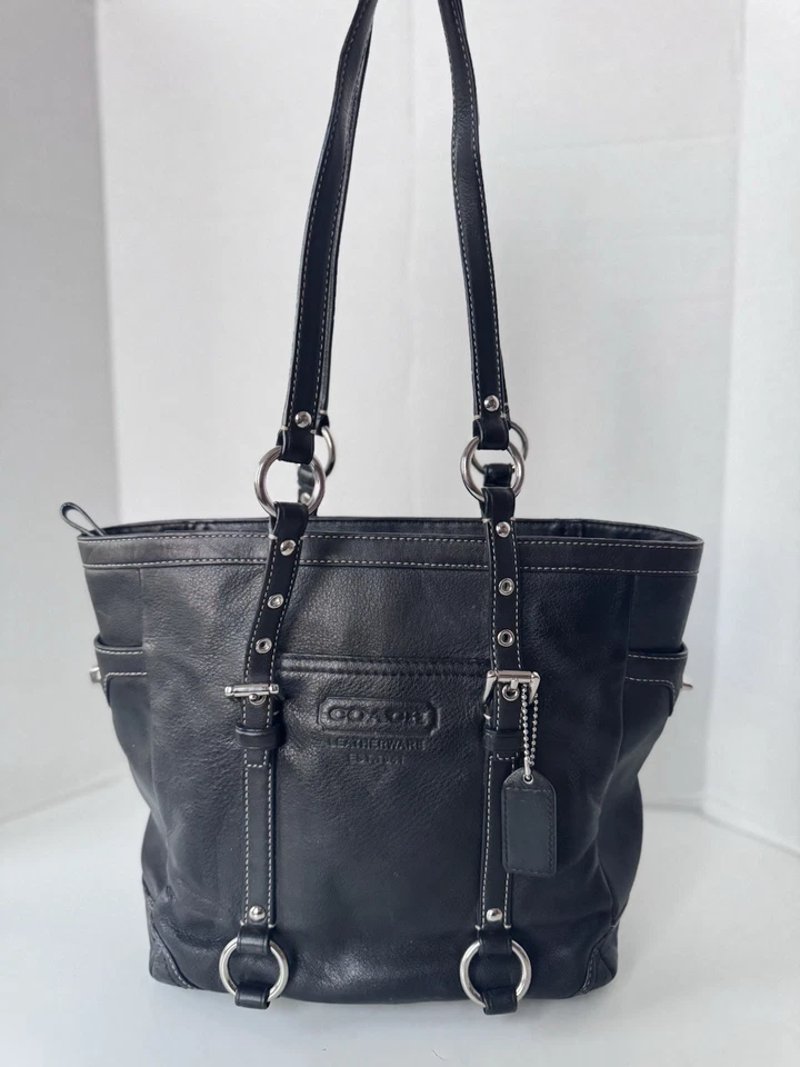 Bolso de mano Coach Gallery de almuerzo de cuero negro Foto 1 de 4