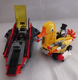 BatBoat Duckmobile Penguin Batman Figures From LEGO 70909 Movie Batcave Break-in