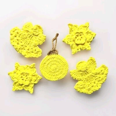 5 copos de nieve y ángeles de Navidad de ganchillo - bolas amarillas decoración del hogar Foto 1 de 4