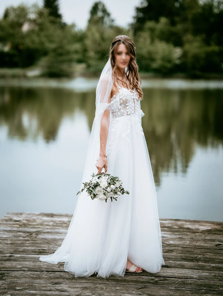 Hochzeitskleid - A-Linie in Ivory weiß - Glitzertüll, 3D-Spitze, Spaghettiträger - Bild 1 von 4