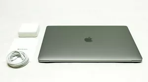 MacBook Pro 15" A1990 8Core i9-9880H 2.3Ghz 16GB 512 SSD Radeon Pro 560X Sonoma - Picture 1 of 7