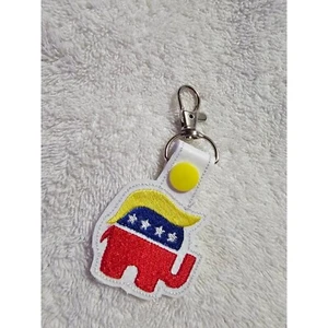 Elephant Keychain Republican Political Key Ring Bag Charm Accessory - Picture 1 of 2