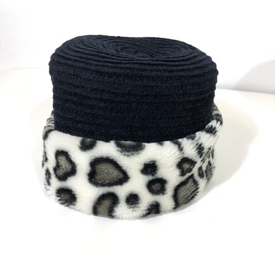 Sombrero Cloche Negro con Ala de Piel Sintética Talla Única Terciopelo Cosido De Colección Gris Blanco Foto 1 de 4