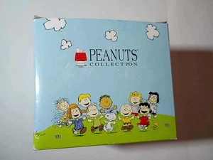 Alfabeto de cacahuetes de Westland - Silbato Snoopy letra con adorno (8593)  - Imagen 1 de 6