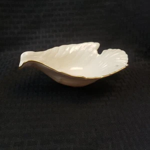 Vintage Lenox Porcelain Dove Collection Gold Gilt Trim Bird Open Candy Dish - Picture 1 of 4