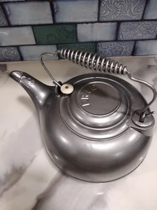 Vintage Erie 9 Cast Iron Teapot Powder Coated Planter Tea Pot Kettle Slide Lid  - Picture 1 of 12