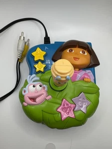 Dora The Explorer Plug & Play TV Game - Videogioco Retrò 2005 Testato e Funzionante - Foto 1 di 8